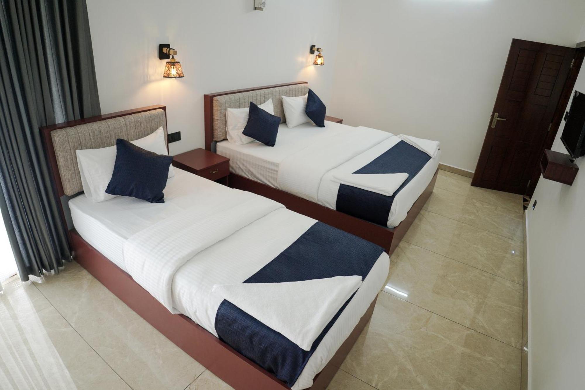 Teak And Lake Homestay Thekkady Εξωτερικό φωτογραφία