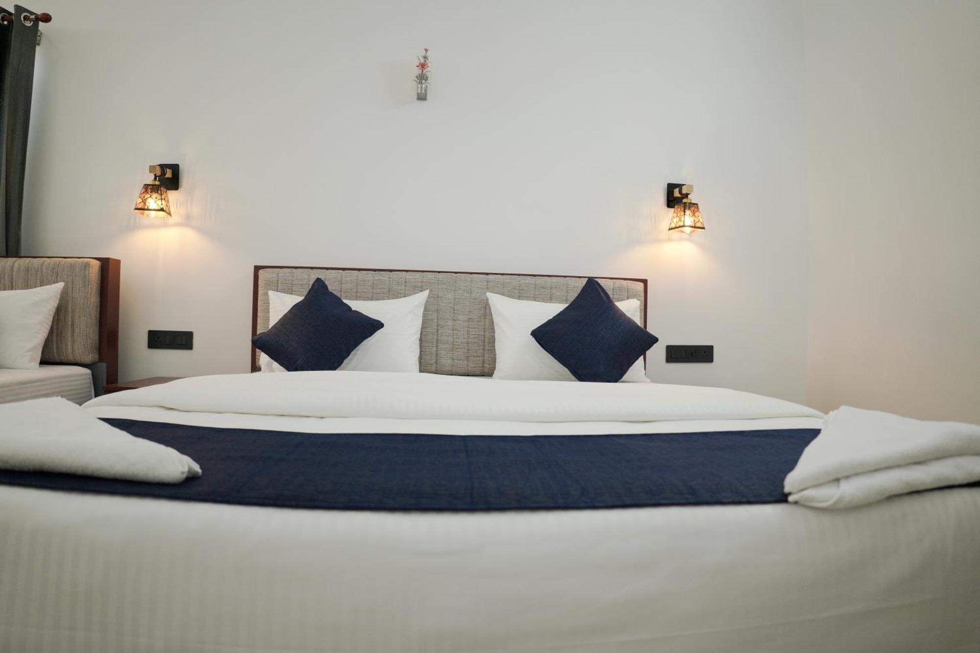 Teak And Lake Homestay Thekkady Εξωτερικό φωτογραφία