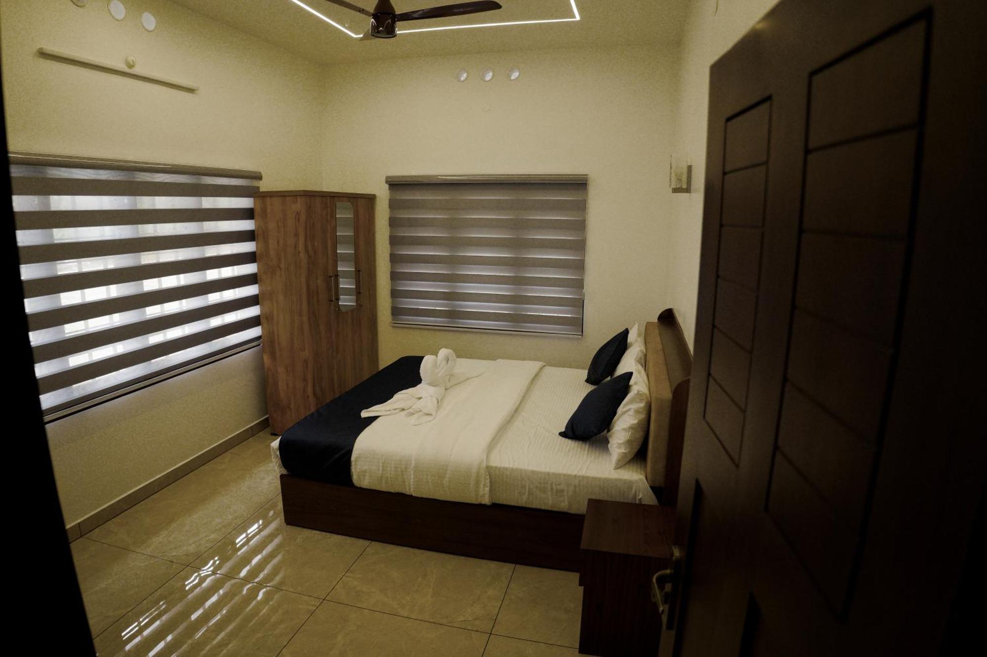Teak And Lake Homestay Thekkady Εξωτερικό φωτογραφία